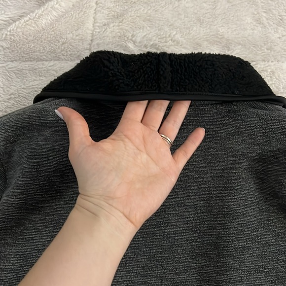 Original Nicole Miller - small sweater - Picture 8 of 8